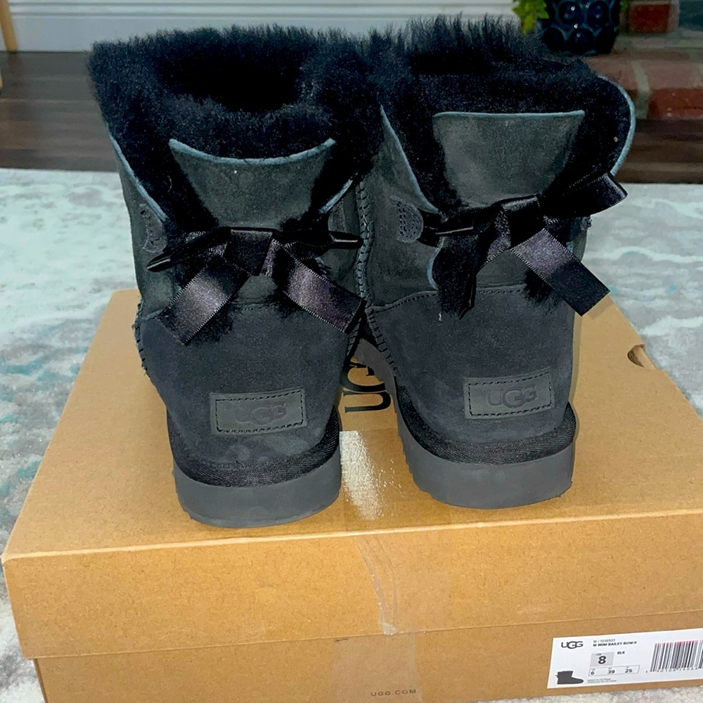 Black Ugg Bailey bow mini